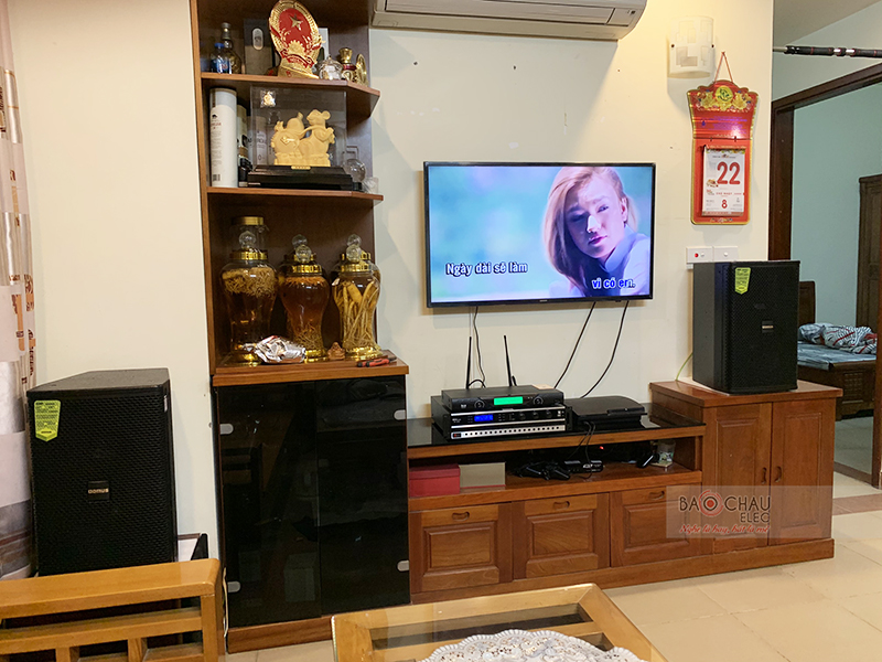 Dàn karaoke gia đình anh Cường h4