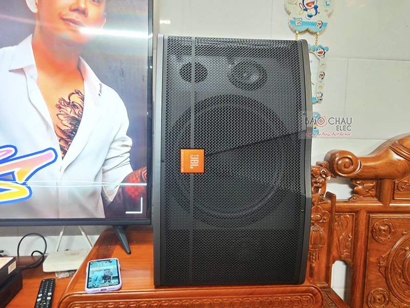 Dàn karaoke gia đình anh Đôn