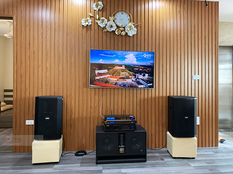 Dàn karaoke gia đình anh Dũng h6