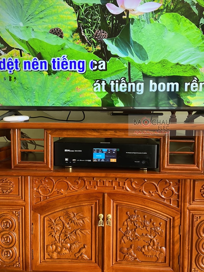 Dàn karaoke gia đình anh Dương 