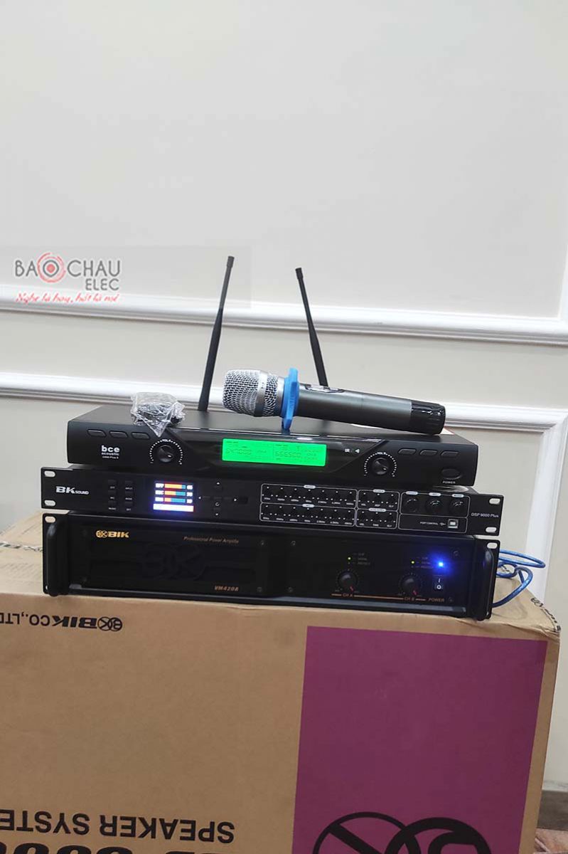 Dàn karaoke gia đình anh Hà h3