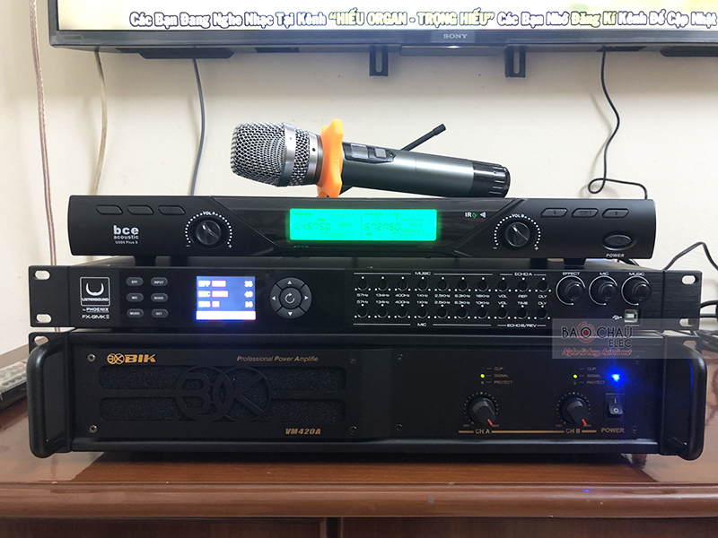 Dàn karaoke gia đình anh Hà h3