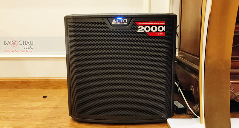 Dàn karaoke gia đình anh Hải anh h4