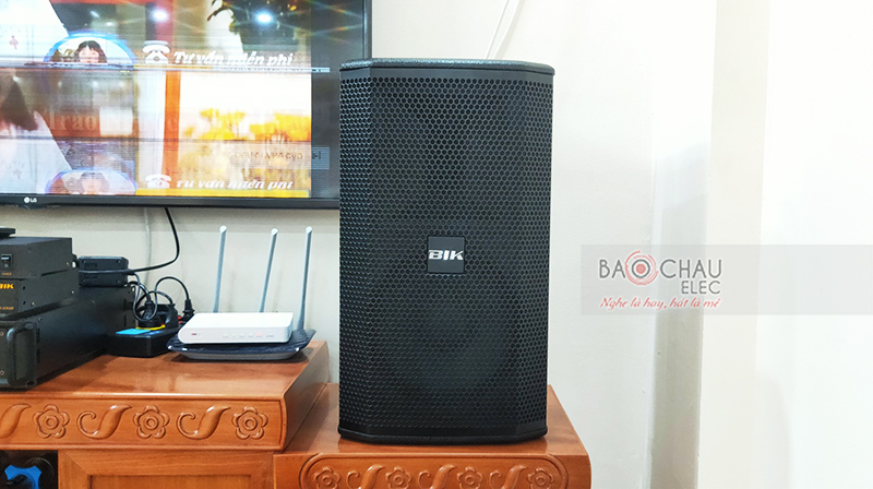 Dàn karaoke gia đình anh Hoàng h2