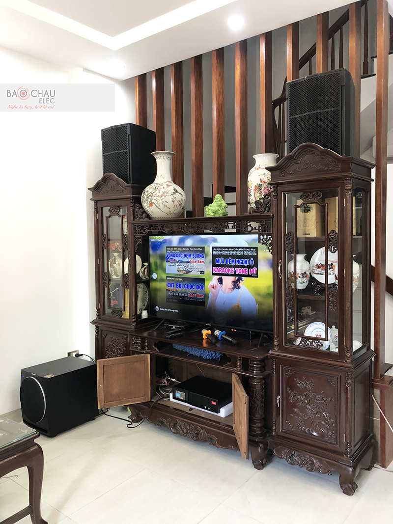 Dàn karaoke gia đình anh Huấn h4
