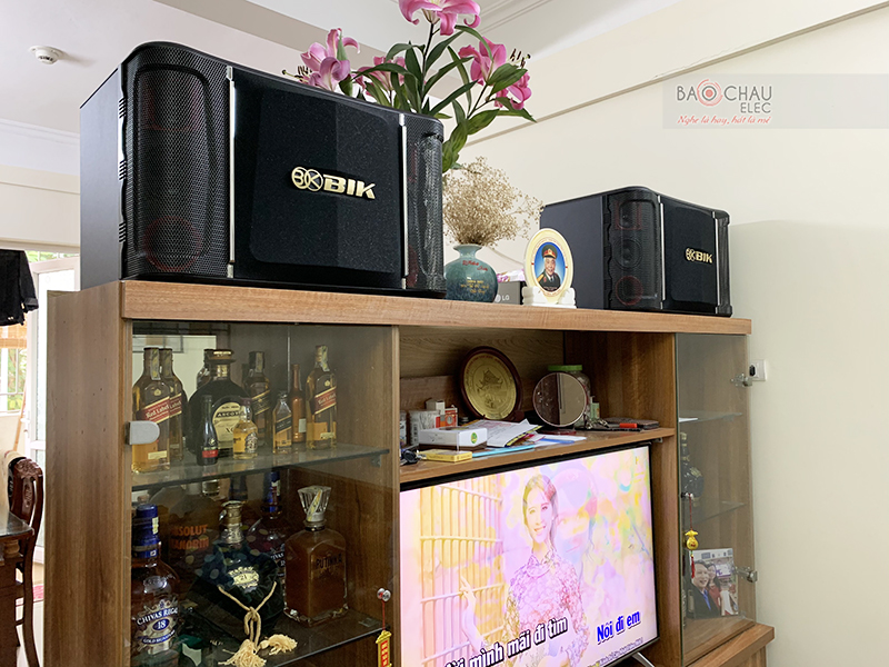 Dàn karaoke gia đình anh Hùng h2