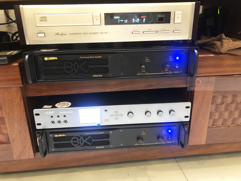 Dàn karaoke gia đình anh Hưng h3