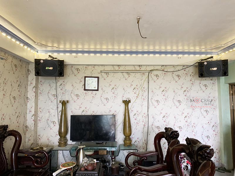 D&agrave;n karaoke gia đ&igrave;nh anh Hưng tại H&agrave; Nội