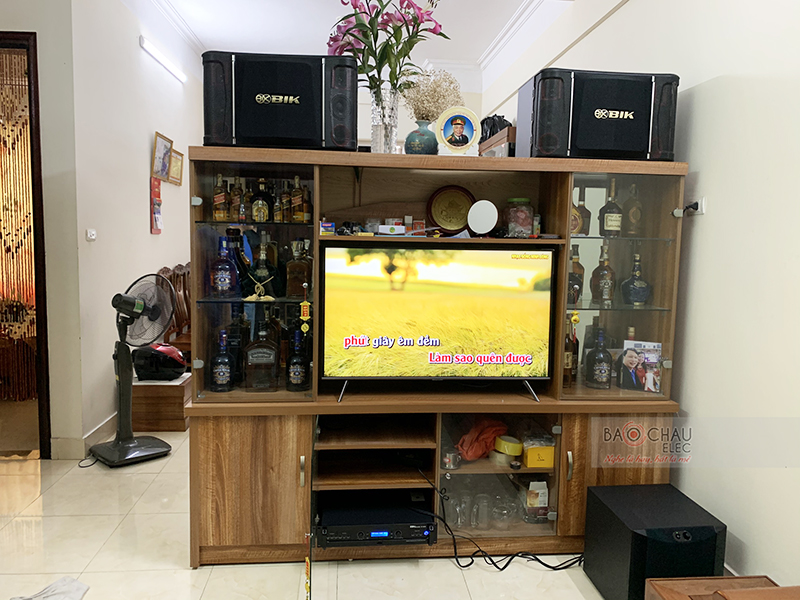 D&agrave;n karaoke gia đ&igrave;nh anh H&ugrave;ng h5