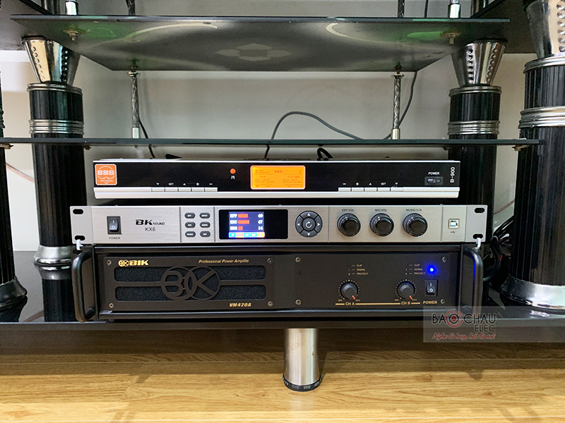 D&agrave;n karaoke gia đ&igrave;nh anh Lộc h2
