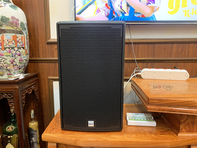 Dàn karaoke gia đình anh Minh h1