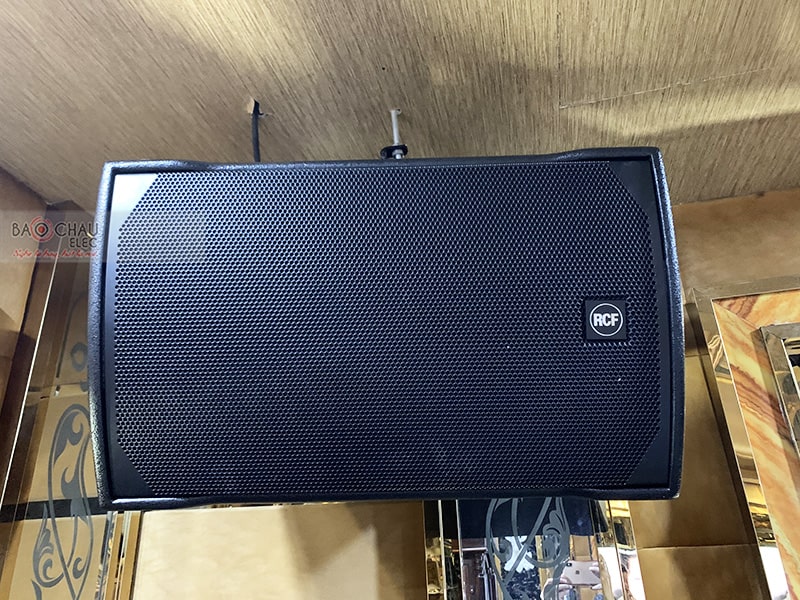 Dàn karaoke gia đình anh Ngọc tại Hà Nội 