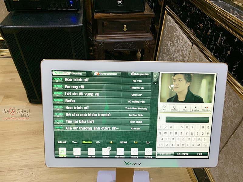 Dàn karaoke gia đình anh Ngọc tại Hà Nội 