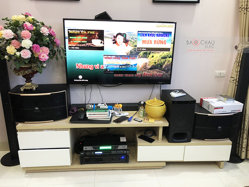 Dàn karaoke gia đình anh Như h2