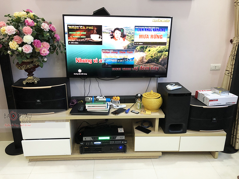 Dàn karaoke gia đình anh Như h4