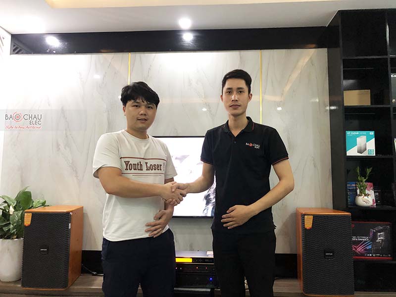 Dàn karaoke gia đình anh Phong h5