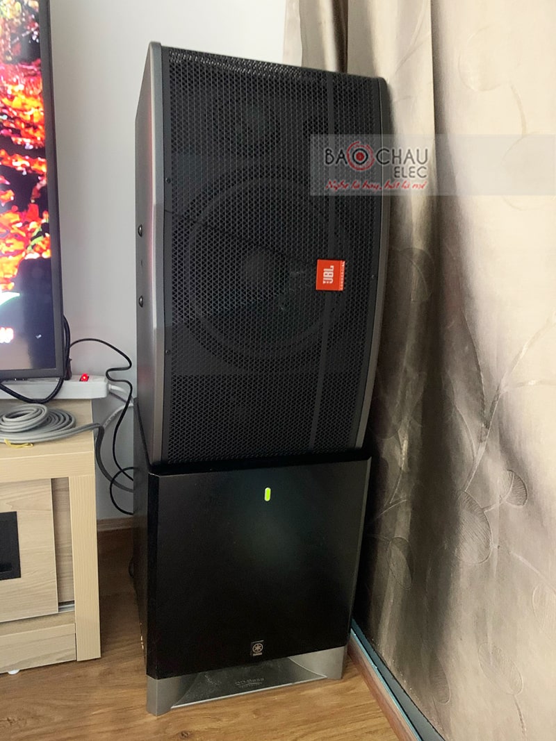 Dàn karaoke gia đình anh Phương 