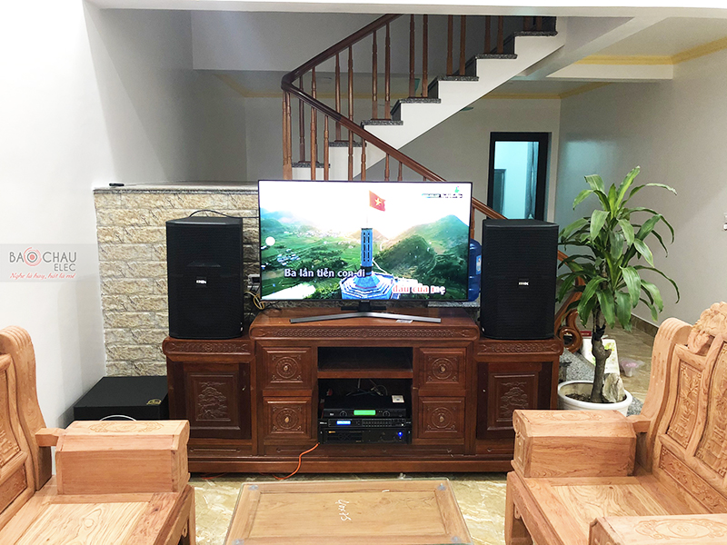 Dàn karaoke gia đình anh San h5