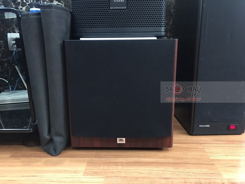 Dàn karaoke gia đình anh Sơn 