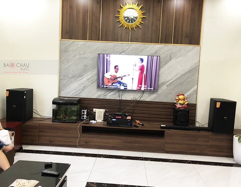 Dàn karaoke gia đình anh sơn 