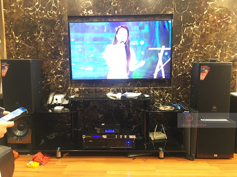 Dàn karaoke gia đình anh Sơn h5