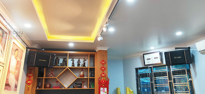 Dàn karaoke gia đình anh Thái h5