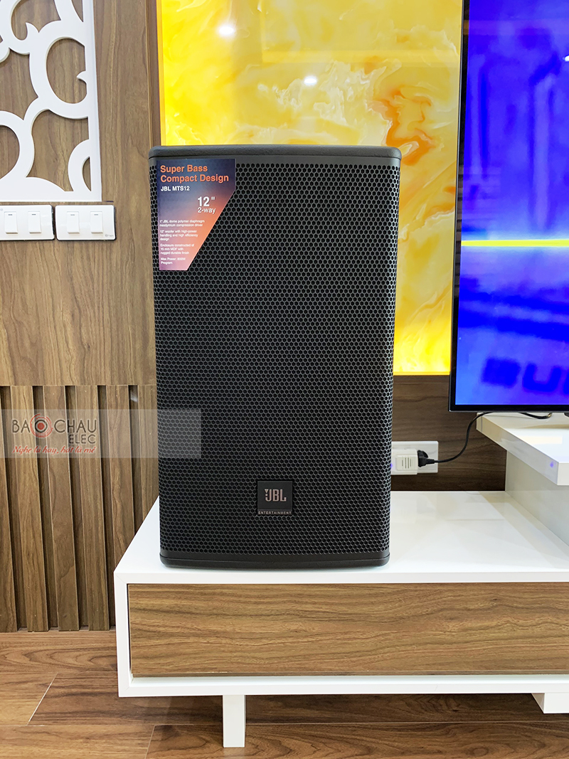 Dàn karaoke gia đình anh Thắng h1
