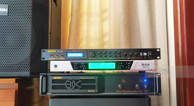 Dàn karaoke gia đình anh Thành h3
