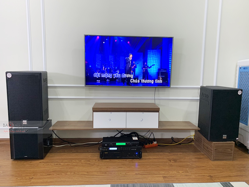 Dàn karaoke gia đình anh Thành h5