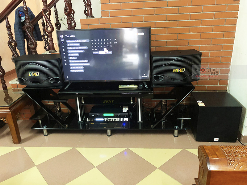 d&agrave;n karaoke gia đ&igrave;nh anh Thiệu tại H&agrave; Nội