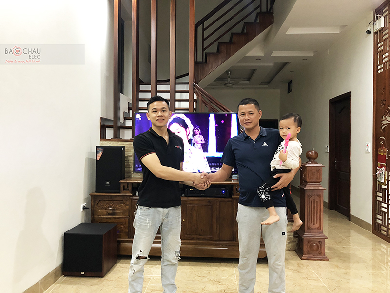 Dàn karaoke gia đình anh Toản h7