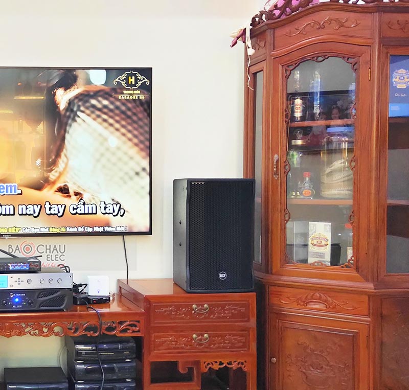 Dàn karaoke gia đình anh Trường h2