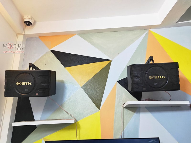 Dàn karaoke gia đình anh Trường h5