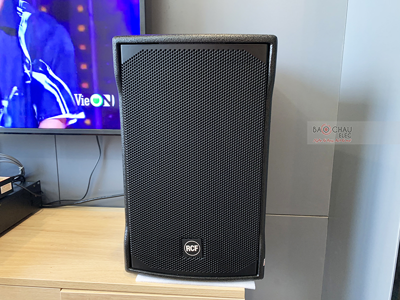 Dàn karaoke gia đình chị Hà h2