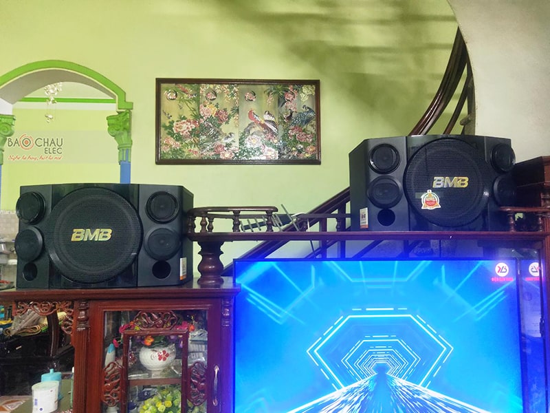 Dàn karaoke gia đình chị Hạnh 