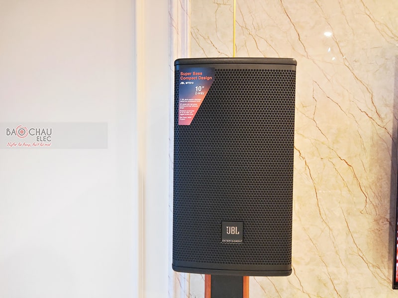 Dàn karaoke gia đình chị Hiền 