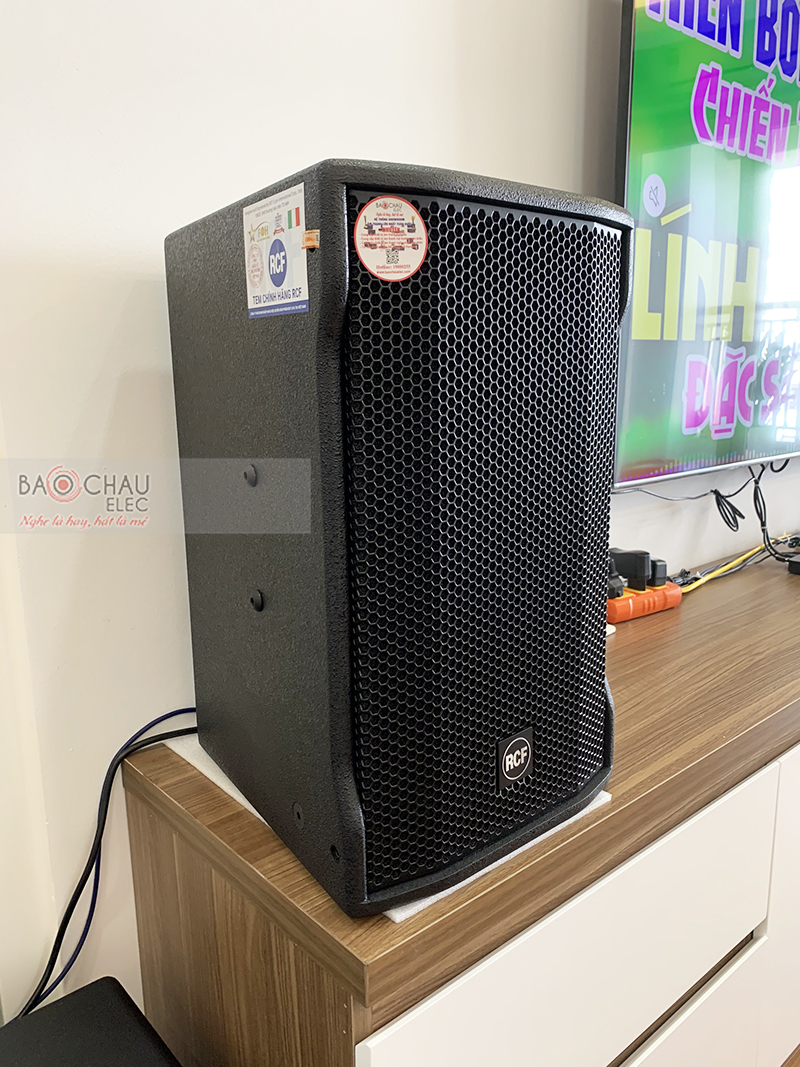 D&agrave;n karaoke gia đ&igrave;nh chị Hương h2