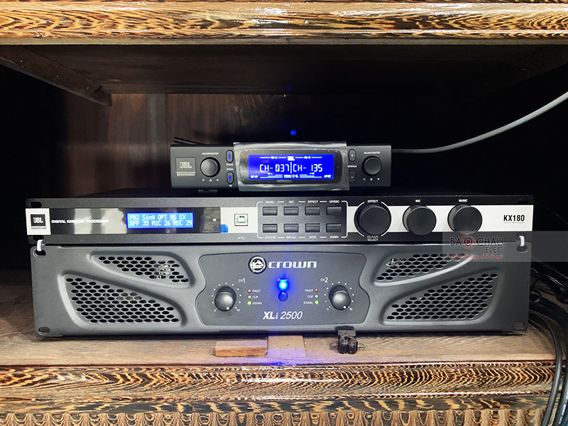 Dàn karaoke gia đình chị Vui h3