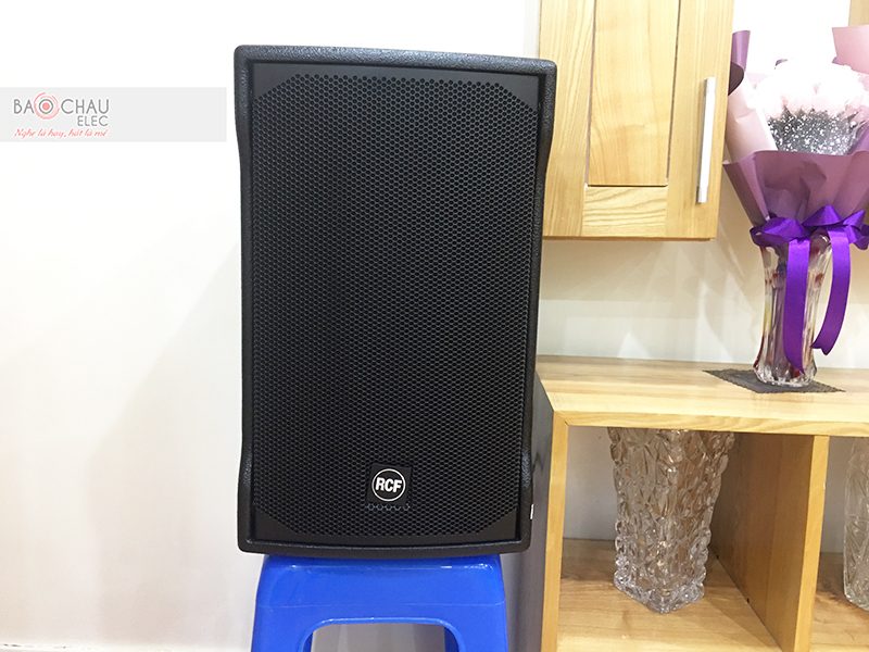 D&agrave;n karaoke gia đ&igrave;nh c&ocirc; Lại h1