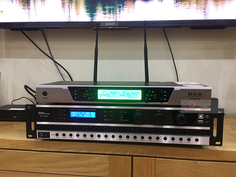 D&agrave;n karaoke gia đ&igrave;nh c&ocirc; Lại h4