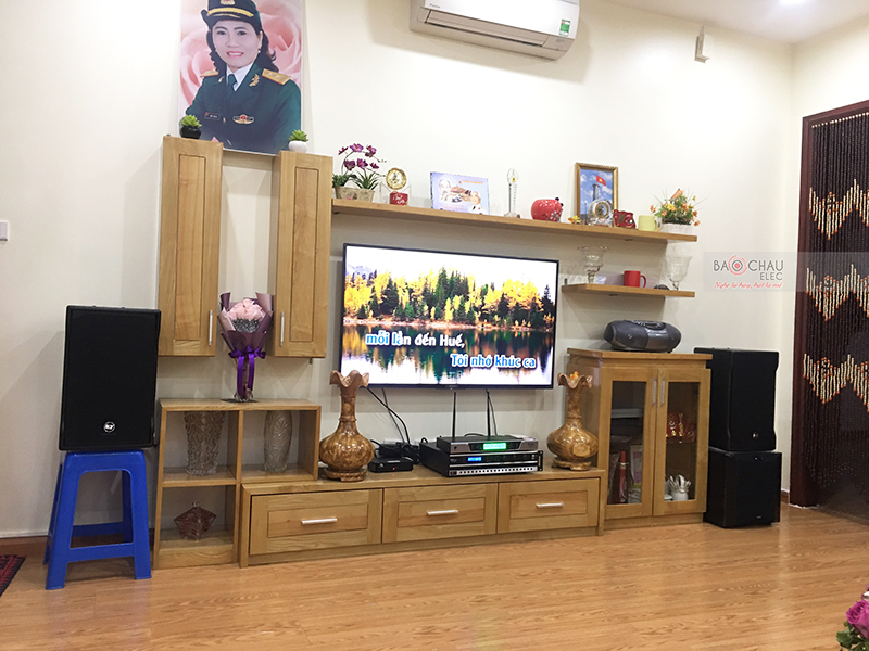 D&agrave;n karaoke gia đ&igrave;nh c&ocirc; Lại h5