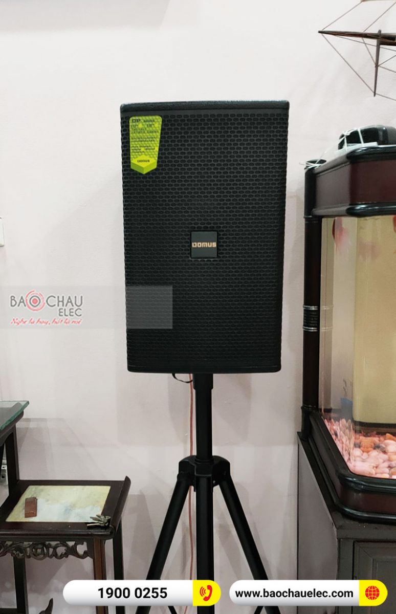 Dàn karaoke gia đình cô Phương