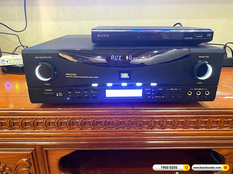 Lắp đặt dàn nghe nhạc trị giá hơn 20 triệu cho anh Chung tại TPHCM (Klipsch Synergy Black Label F200, JBL RMA-330A)