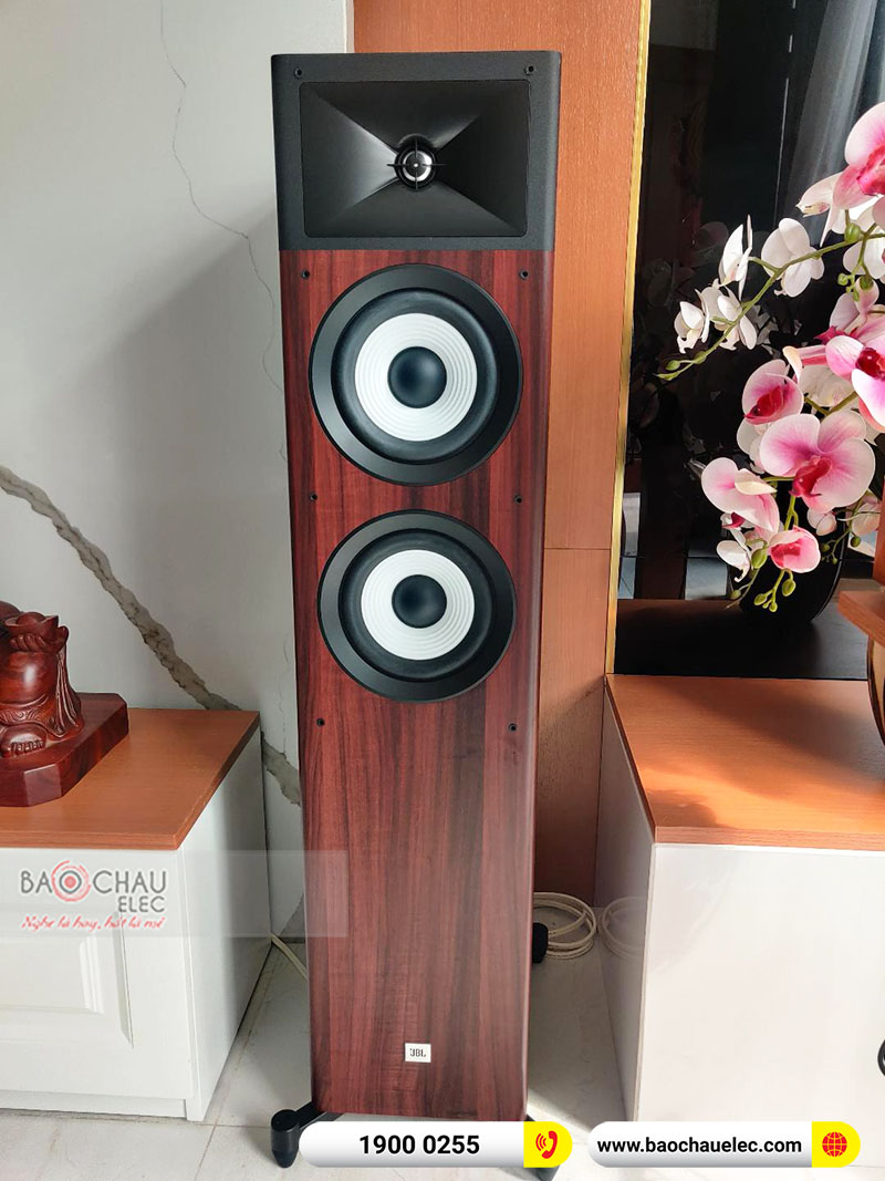 Dàn nghe nhạc gia đình anh Lượng