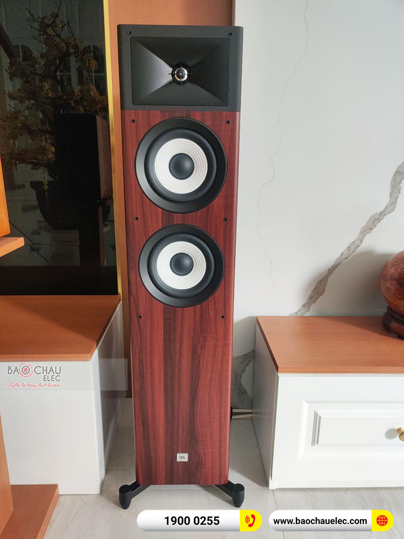 Dàn nghe nhạc gia đình anh Lượng