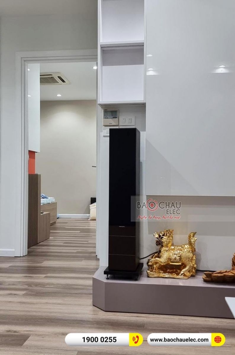 Dàn nghe nhạc chị Nga
