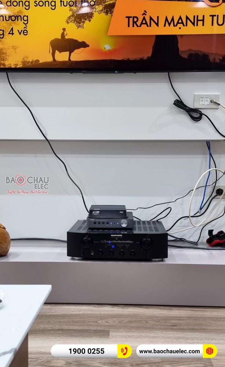 Dàn nghe nhạc chị Nga