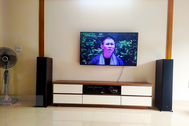 D&agrave;n nghe nhạc gia đ&igrave;nh anh Long h4