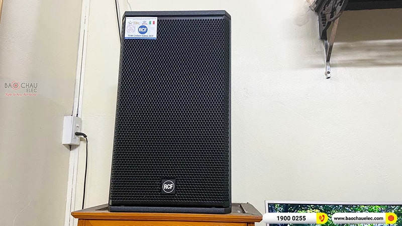 Dàn karaoke gia đình chị Hà