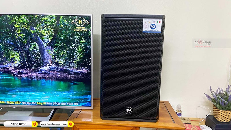 Dàn karaoke gia đình chị Hà